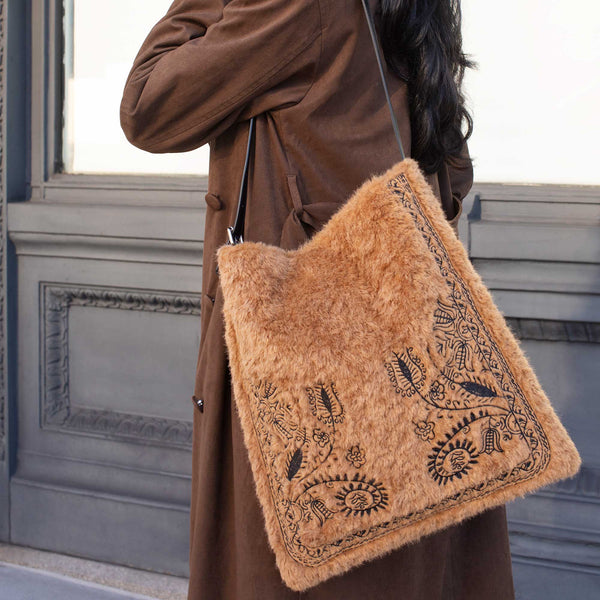 Annie Cream Faux Fur Tote Bag Pre-Order 9/30