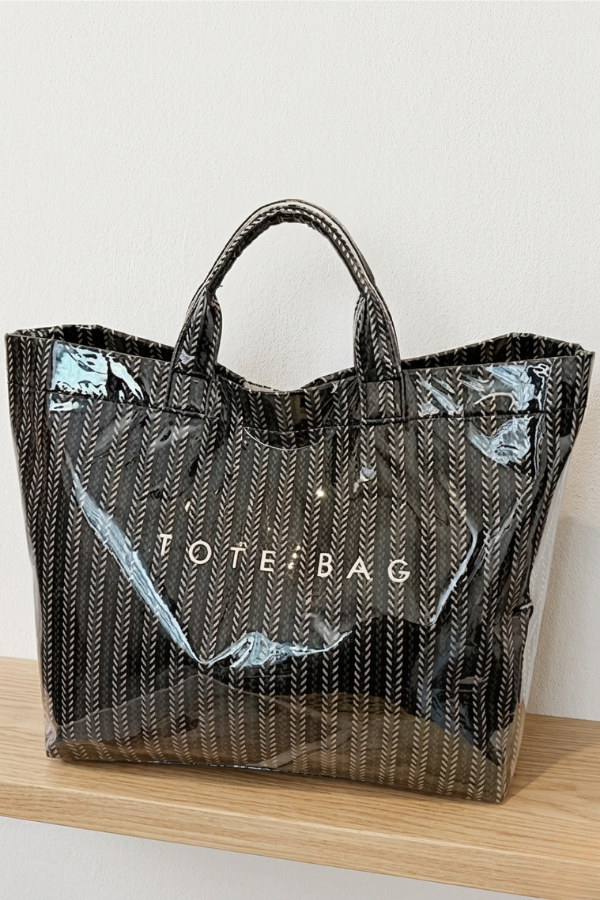 The Everyday Tote | Black Chevron