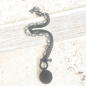 Edgy glam French champagne coin shackle necklace : Matte black