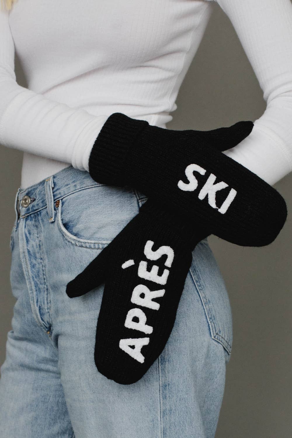 Black & White Apres Ski Knit Mittens