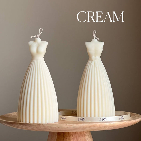 Wedding Dress Candle: Handmade Soy Wax Bridal Decor: Cream / Vanilla&Cashmere