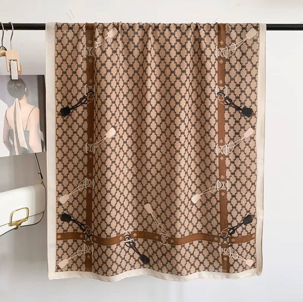 The Heritage Link Scarf | Camel & Cream