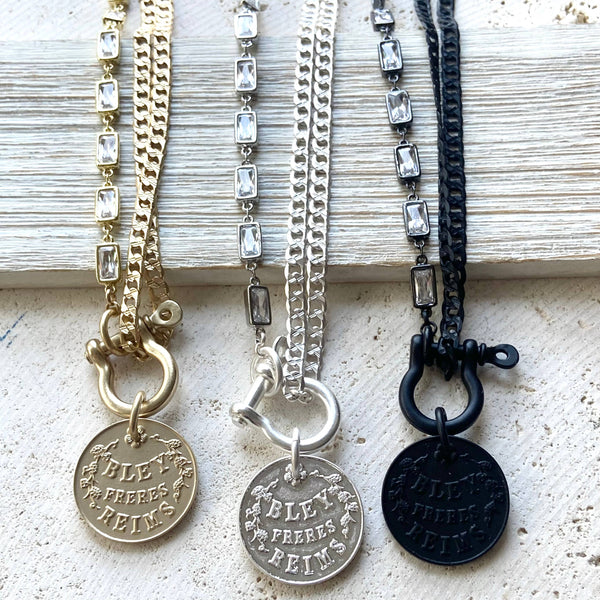 Edgy glam French champagne coin shackle necklace : Matte black