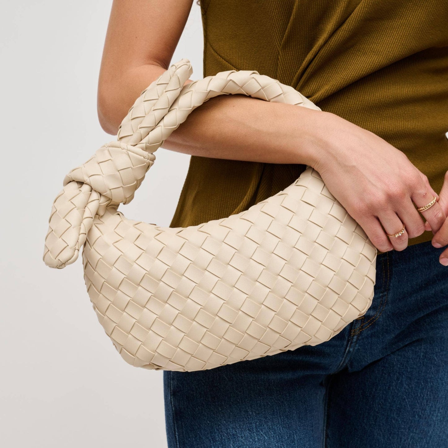 Lizbeth Woven Knot Clutch: Black