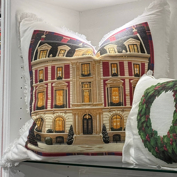 Christmas On Fifth Avenue 22x22 White Fringe Pillow set